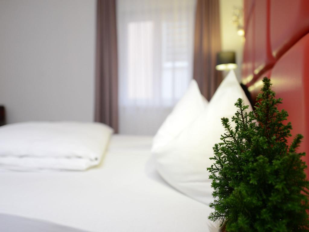Land-Gut Hotel Zum Loewen Garni Marktheidenfeld Chambre photo
