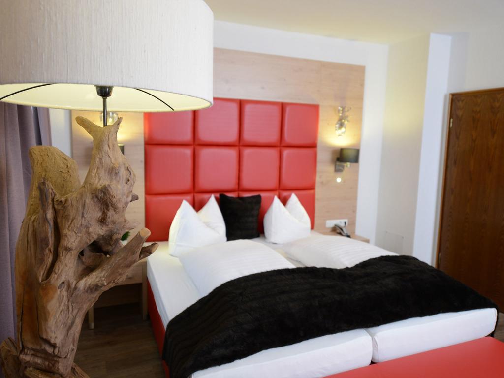 Land-Gut Hotel Zum Loewen Garni Marktheidenfeld Chambre photo