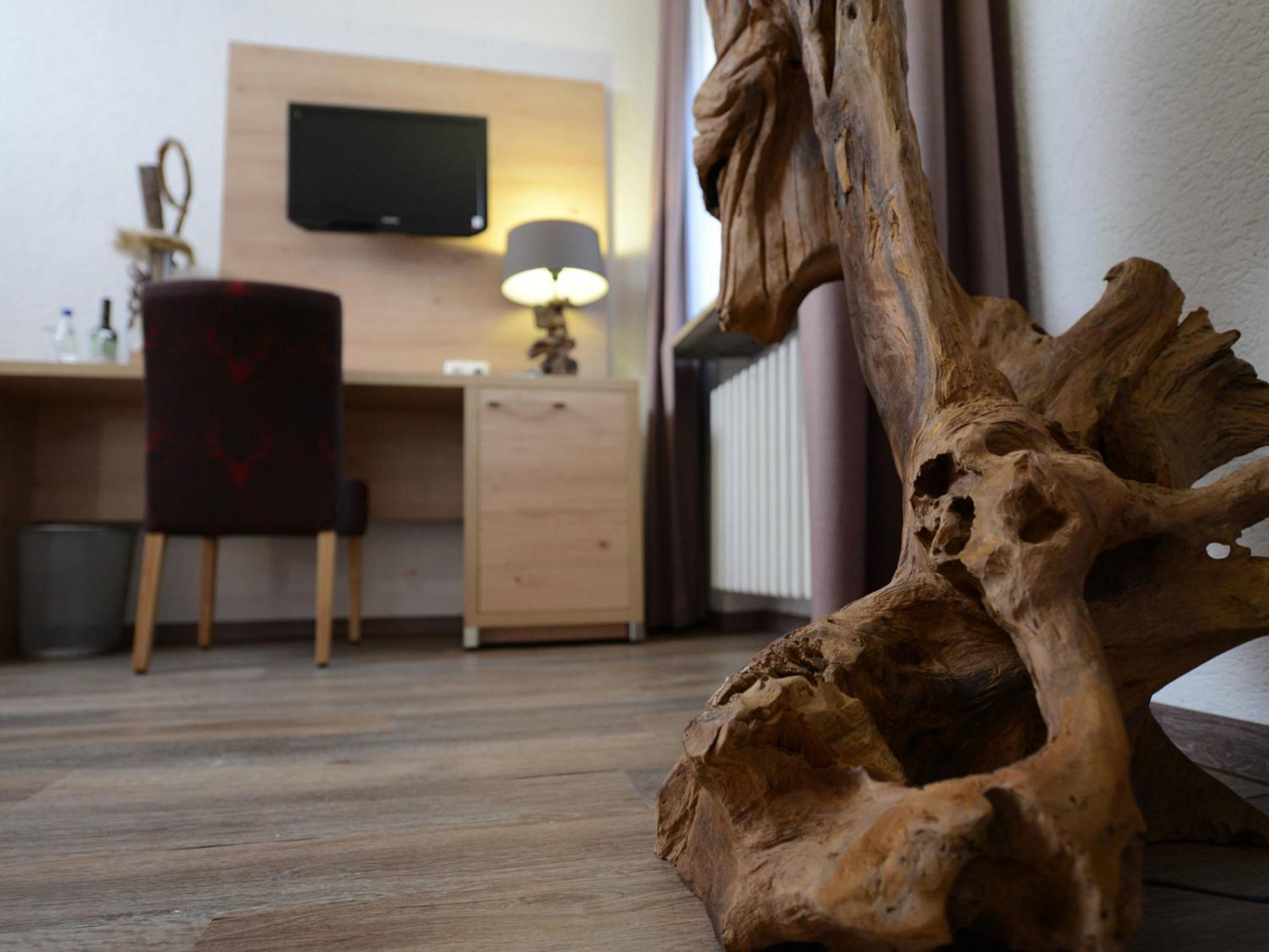 Land-Gut Hotel Zum Loewen Garni Marktheidenfeld Chambre photo